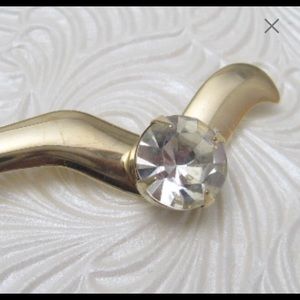 Vintage Rhinestone Pin - chunky stone